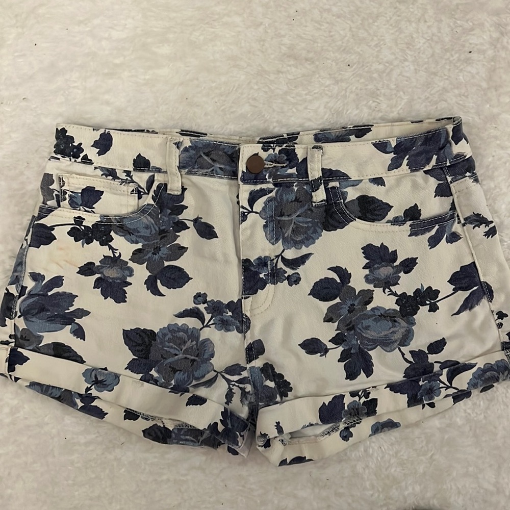 Forever21 Floral Blue and Off White Denim Shorts